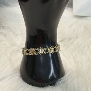 Delicate Gold-tone Floral Chain Bracelet - Women Jewelry